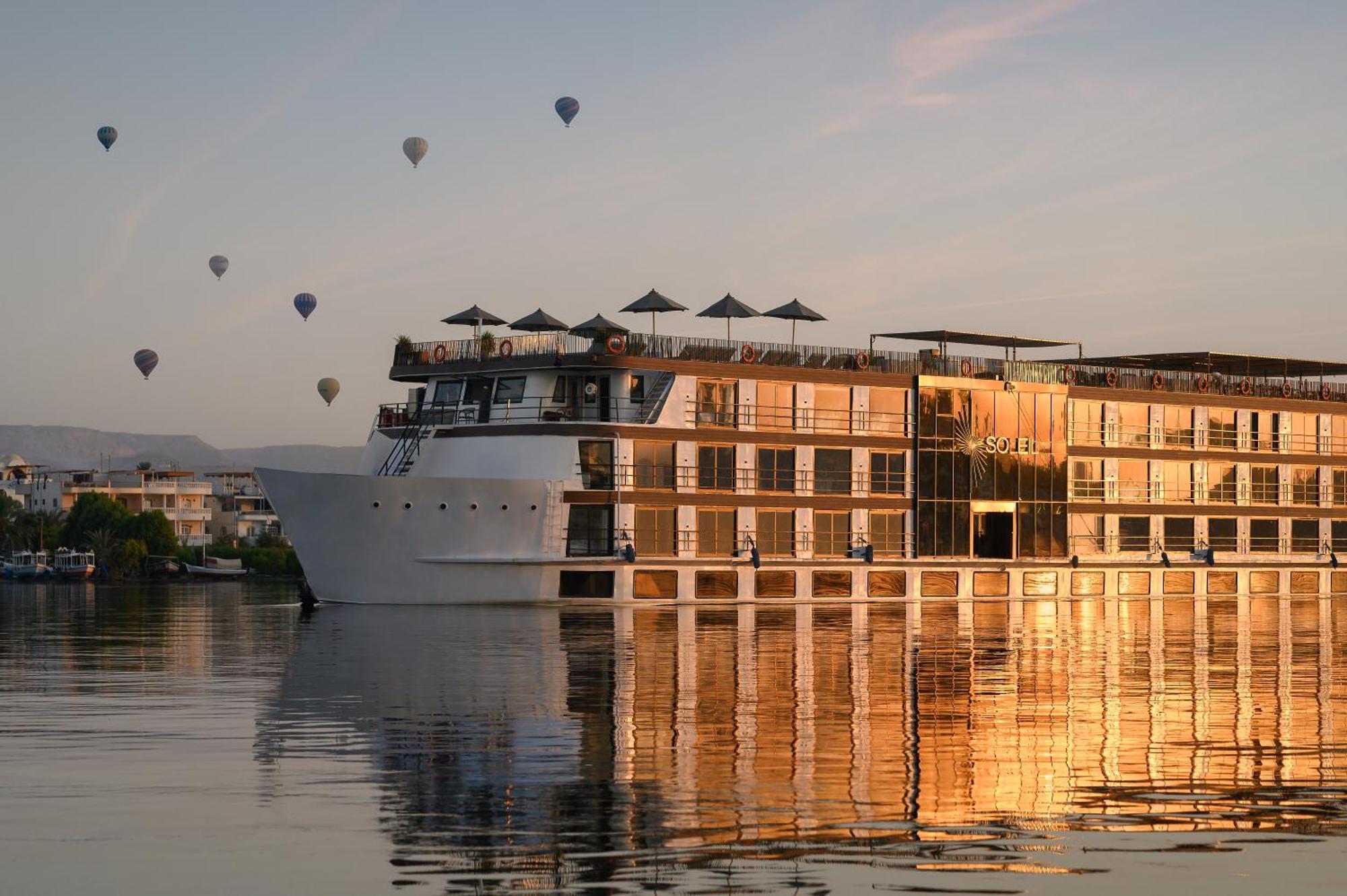 Soleil Nile Cruise - Every Monday From Luxor For 4 & 7 Nights, And Every Friday From Aswan For 3 & 7 Nights Kültér fotó